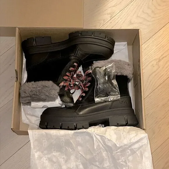 UGG Women's Ashton Addie Cold Weather Booties